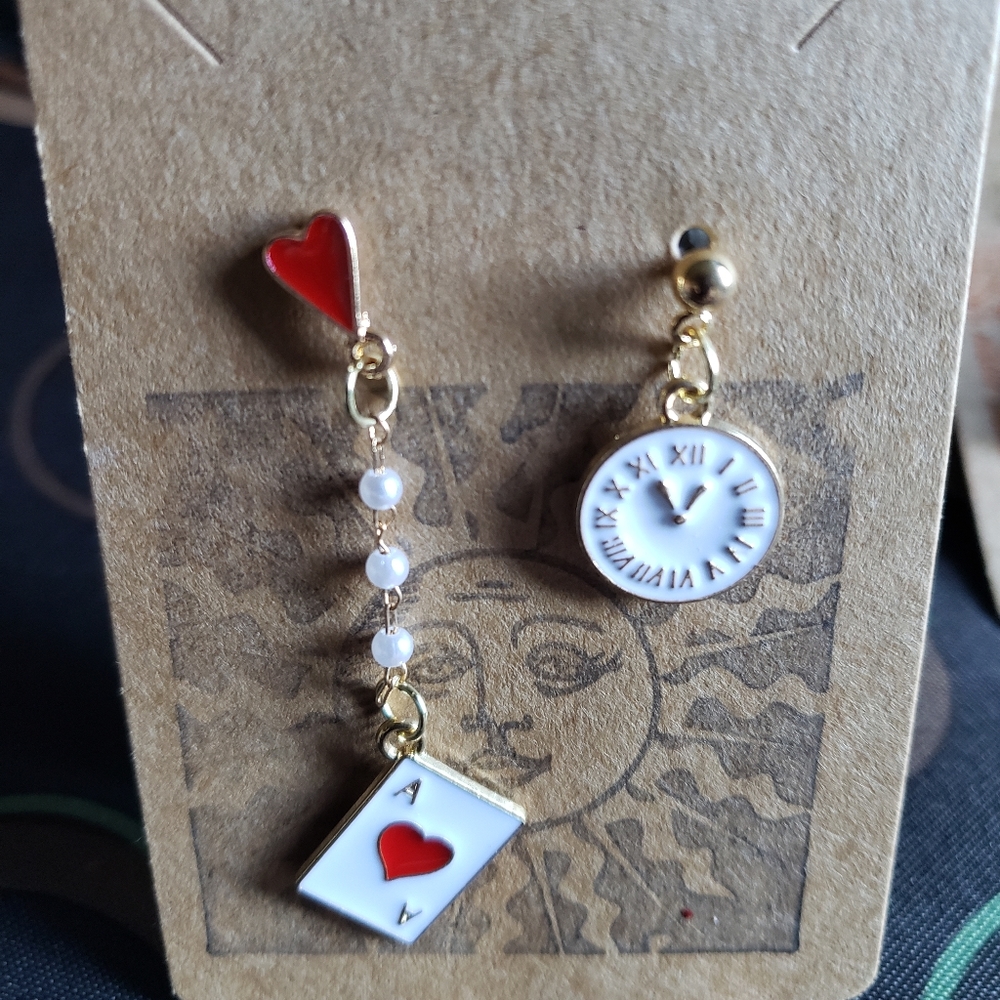 3/$25 I'm late,,,Alice in Wonderland earrings